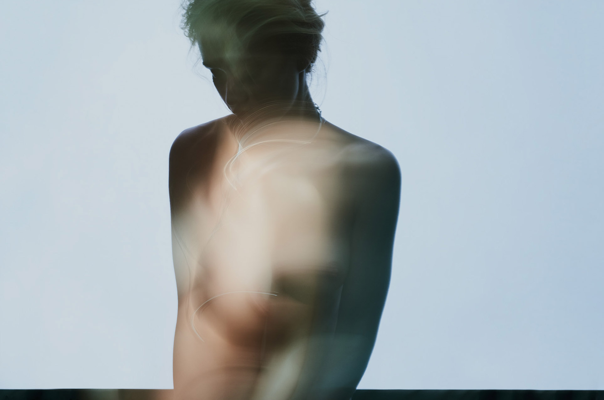 обнаженная в светящемся тумане / Kristin Gebert nude by Maximilian Motel
