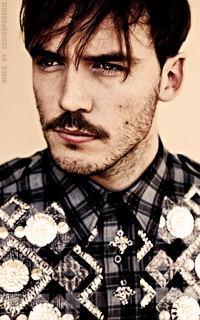 Sam Claflin Fn1dhHnJ_o