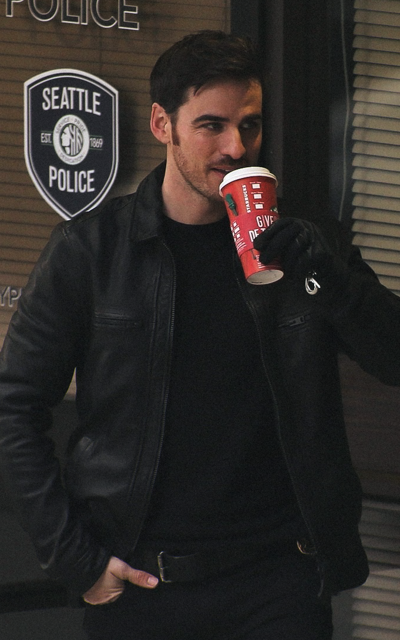 aktor - Colin O'Donoghue EiouFD3p_o