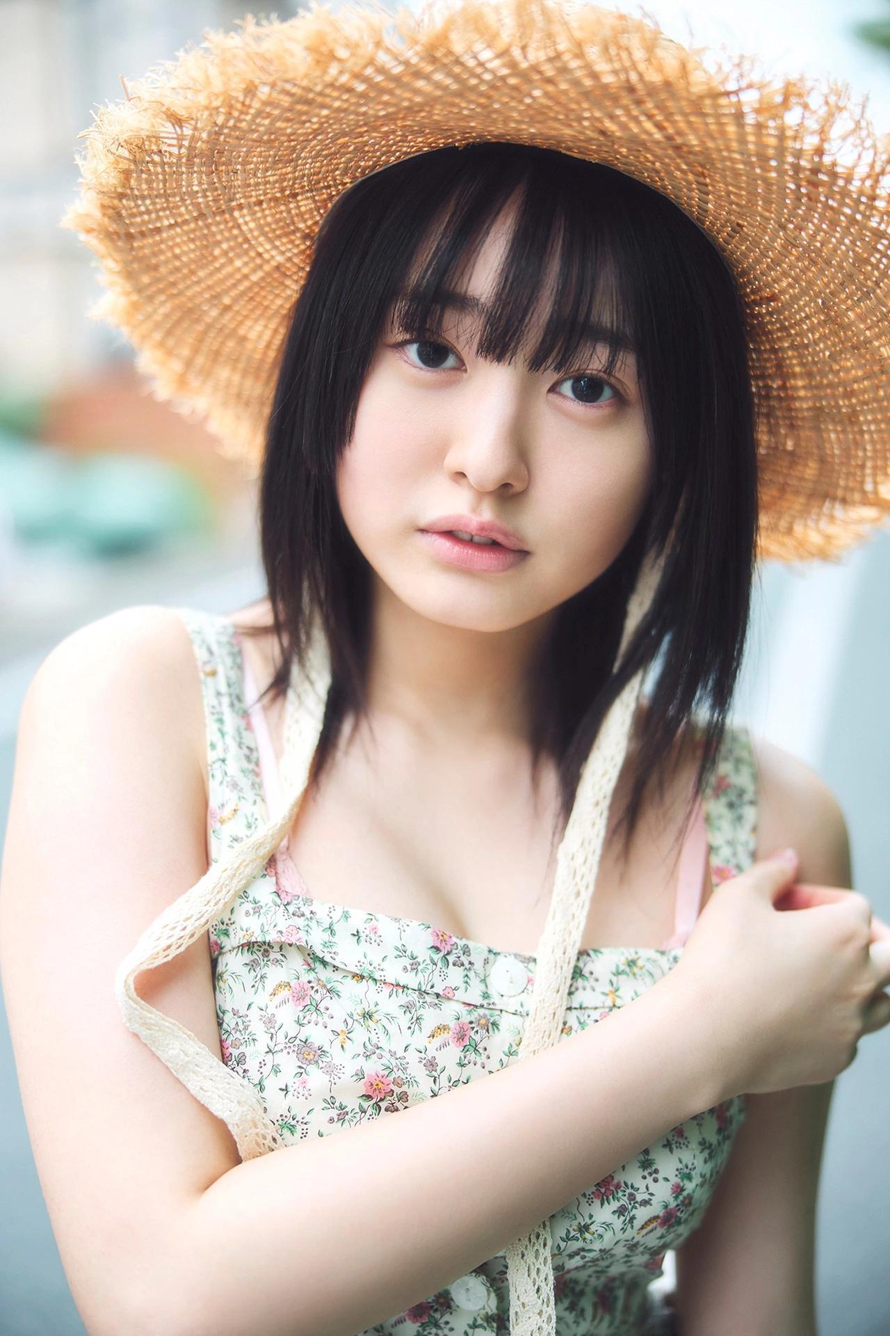 Miu Shirahama 白濱美兎, 週チャンデジグラ 「夏、背伸び」 Set.01(4)