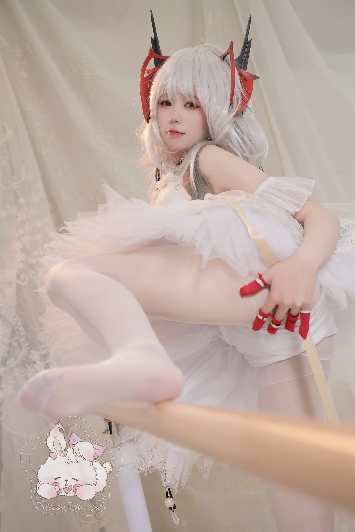 Cosplay 咬一口兔娘 天鹅之舞(23)