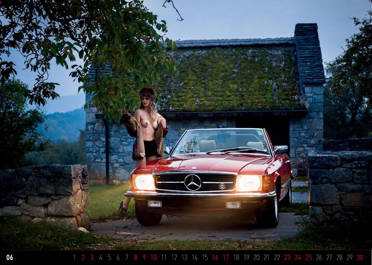 Девушки и ретро-автомобили в эротическом календаре Oldtimer 2018 Calendar - girls and retro cars Девушки и ретро-автомобили в эротическом календаре Oldtimer 2018 Calendar - girls and retro cars