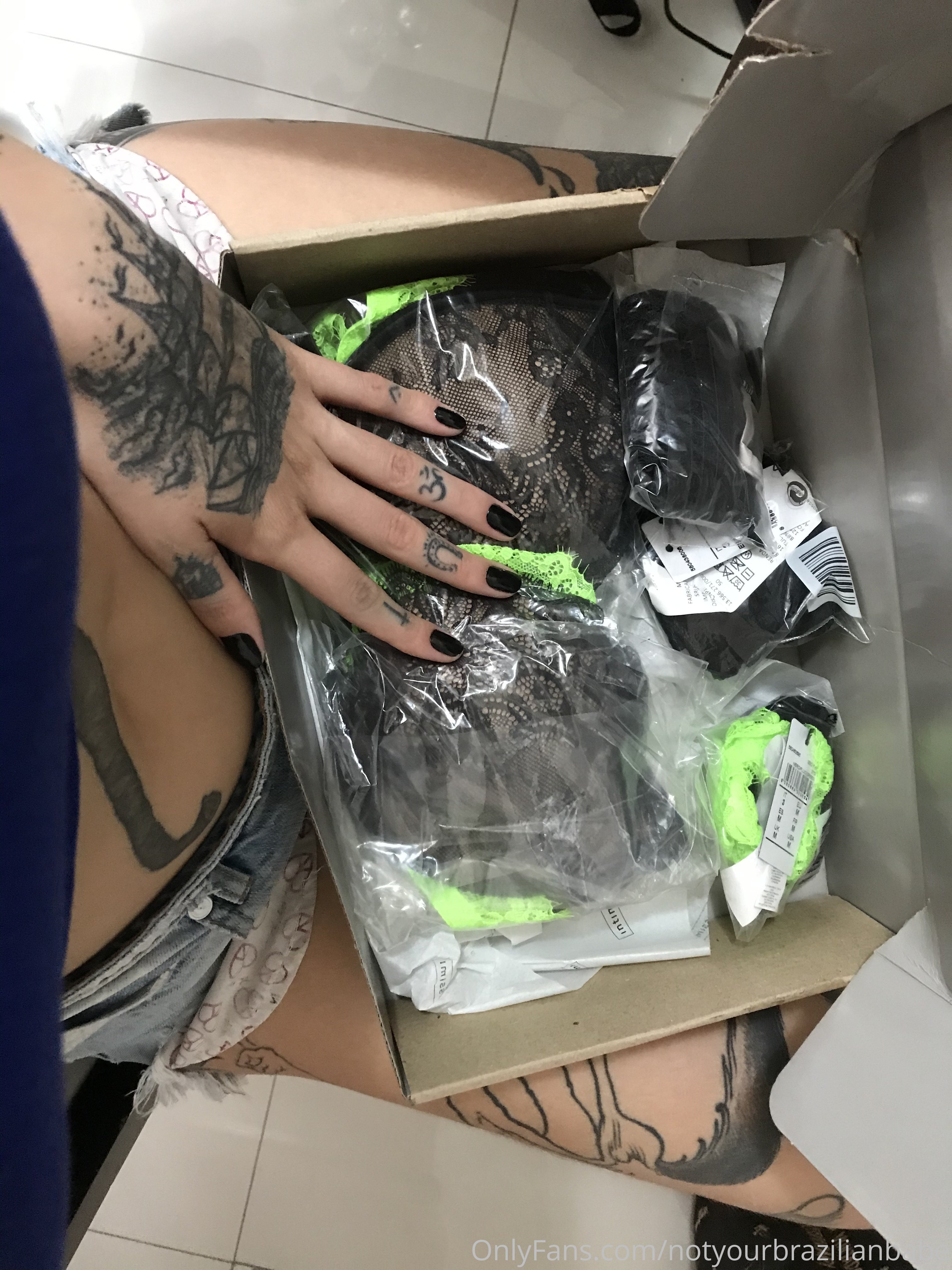 imgbox.com