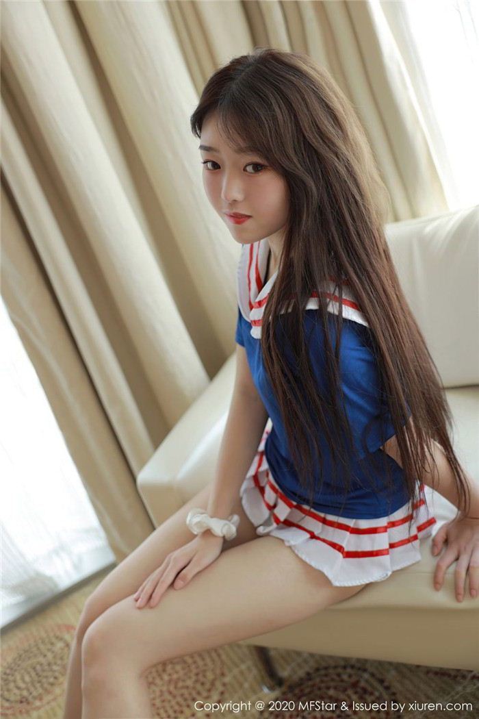 模范学院小奶瓶呜鸣水手服系列写真(43)