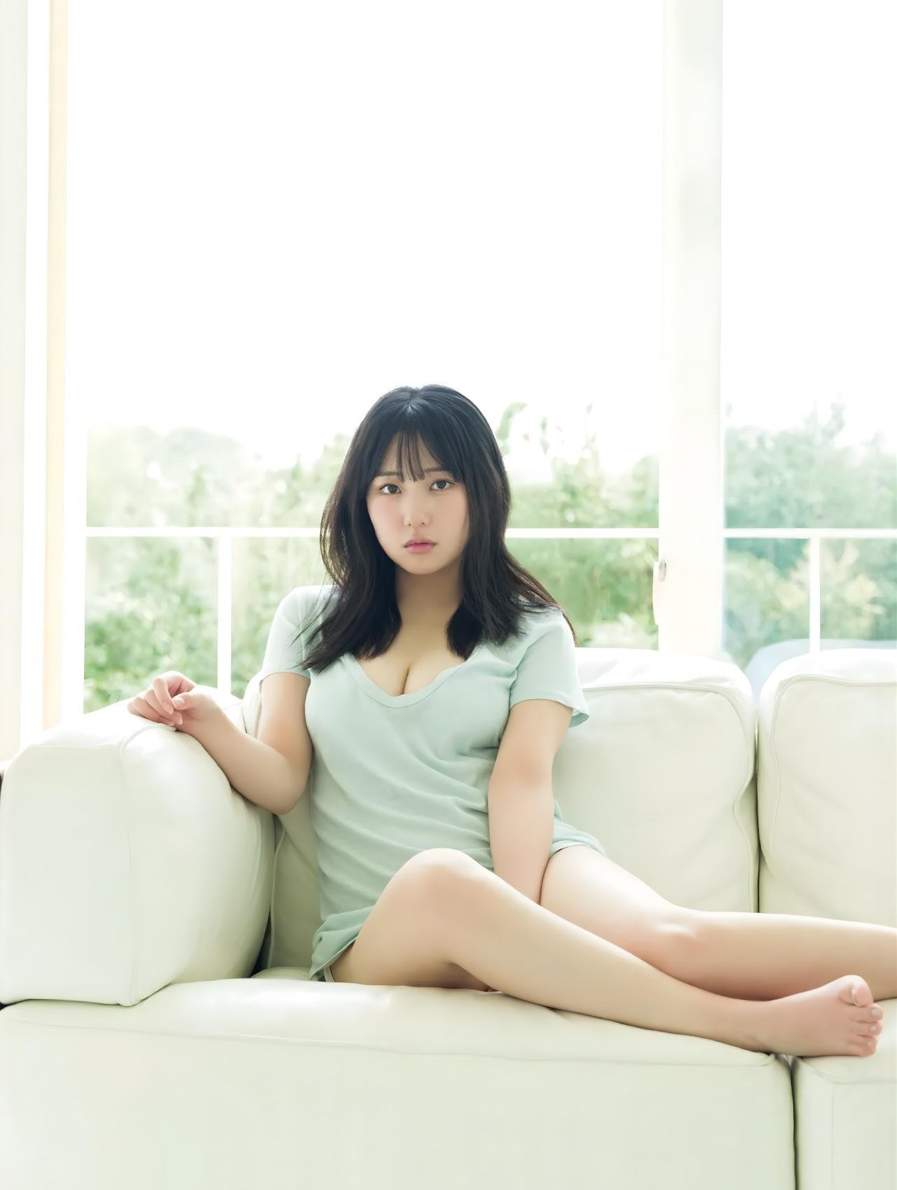 Miku Tanaka 田中美久, FRIDAY GOLD フライデー別冊　ゴールド 2022年1月5日増刊号(3)