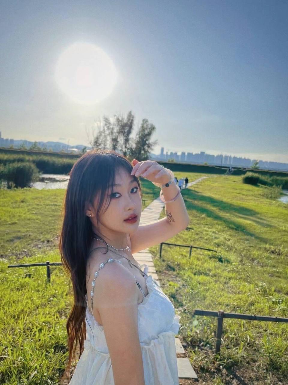 美巨乳女孩被富哥男友玩弄[36P]