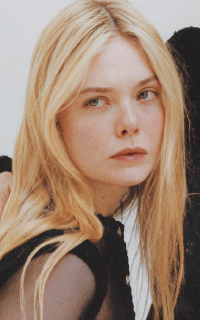 Elle Fanning 0U1T33HN_o