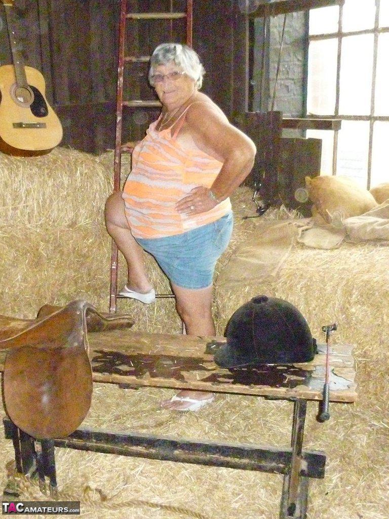 Fat oma Grandma Libby gets naked in a barn while playing acoustic guitar(1)