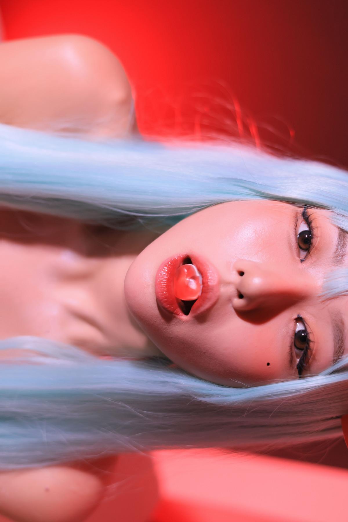 Dongeuran 동그란, PhotoBook 「Red Succubus」 Set.04(48)
