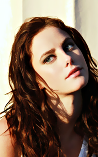 Kaya scodelario ApWohsKK_o