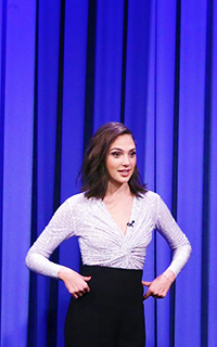 Gal Gadot  LD3u0OPh_o