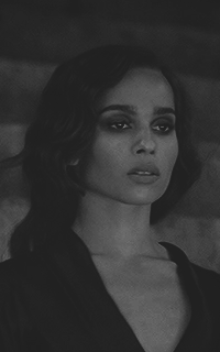 Zoe Kravitz NmjbGdtD_o