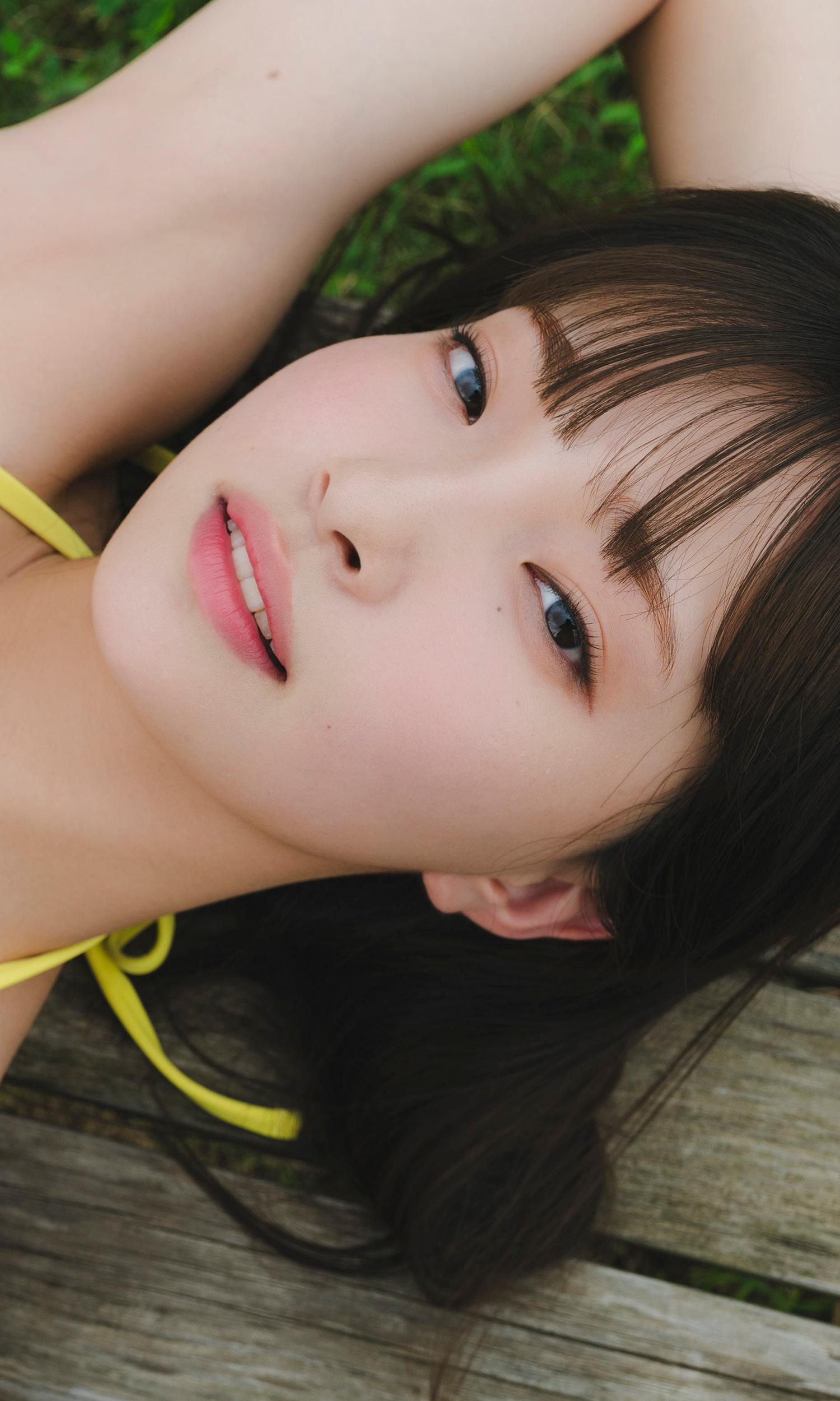 Natsuki Satonaka 里仲菜月, 週プレ Photo Book 「こっち向いて、なっちゃん！」 Set.01(24)