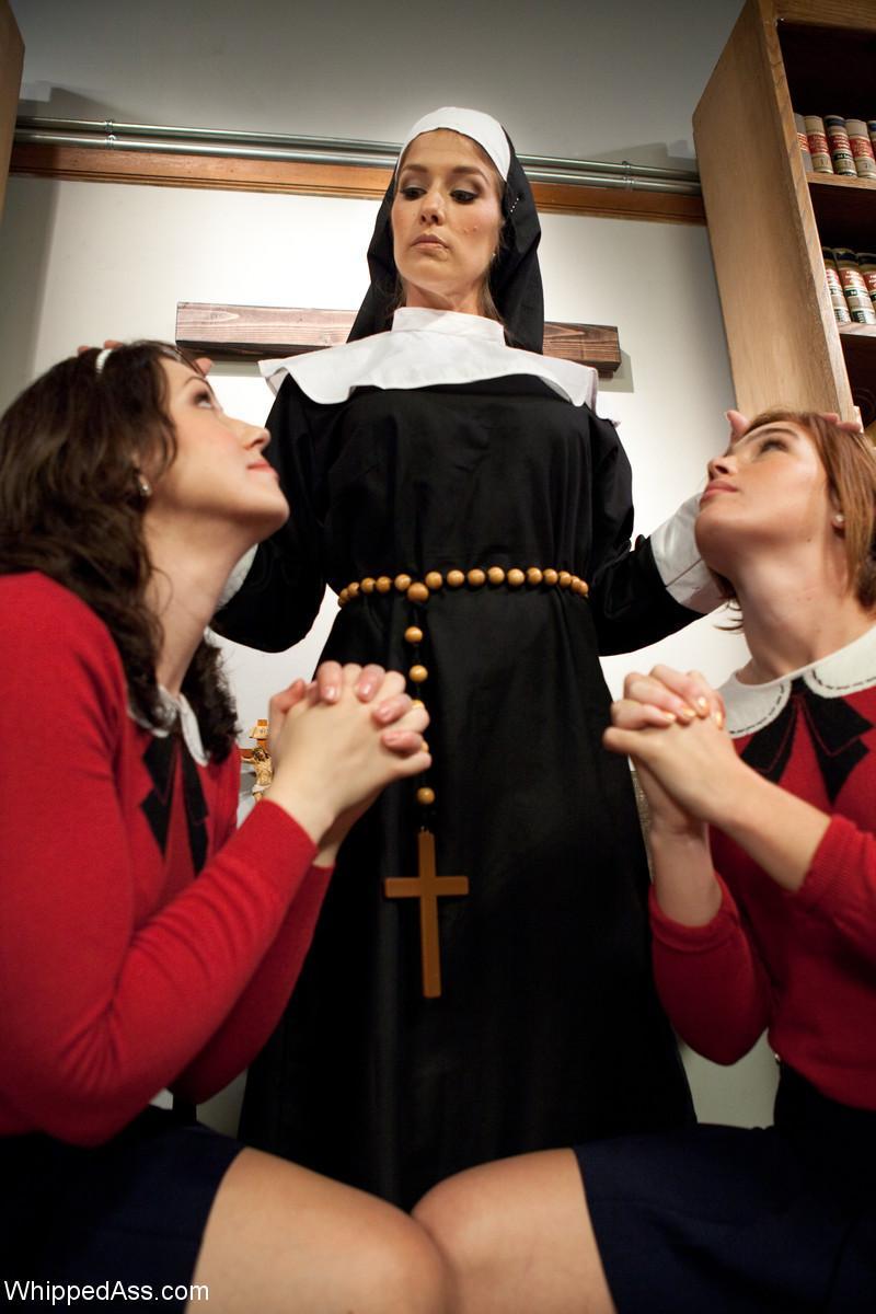 Horny nun Felony poses with her schoolgirls who flash their tits in the office(2)