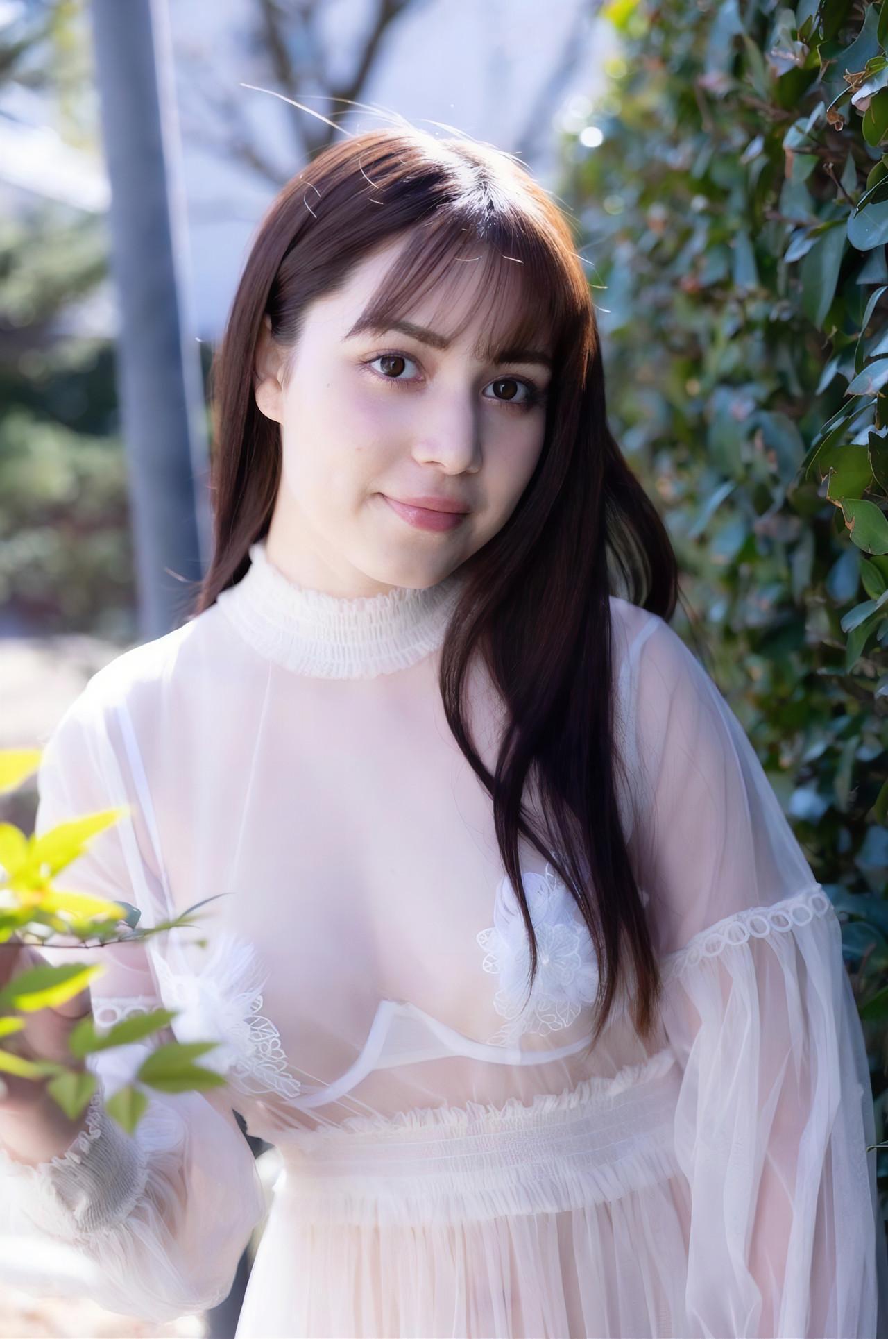 Michelle Megumi ミッシェル愛美, デジタル写真集 「恋が咲くとき」 Set.03(3)