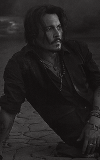 Johnny Depp KFjZQZhE_o