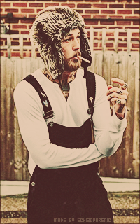 Billy Huxley - Page 2 CstQdJnt_o