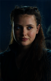 Katherine Langford 1qXWu4w2_o