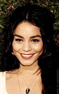 Vanessa Hudgens ZJNyyksW_o