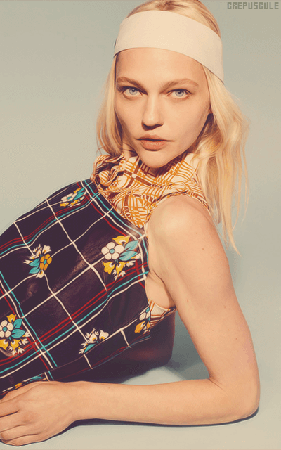 Sasha Pivovarova - Page 6 A4bxElTH_o