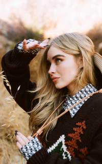 Sabrina Carpenter RuI7z2nC_o