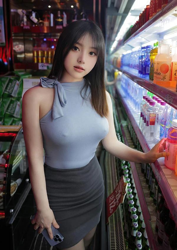 秀人女神豆瓣酱KTV魅惑黑丝啤酒瓶的奥秘(6)