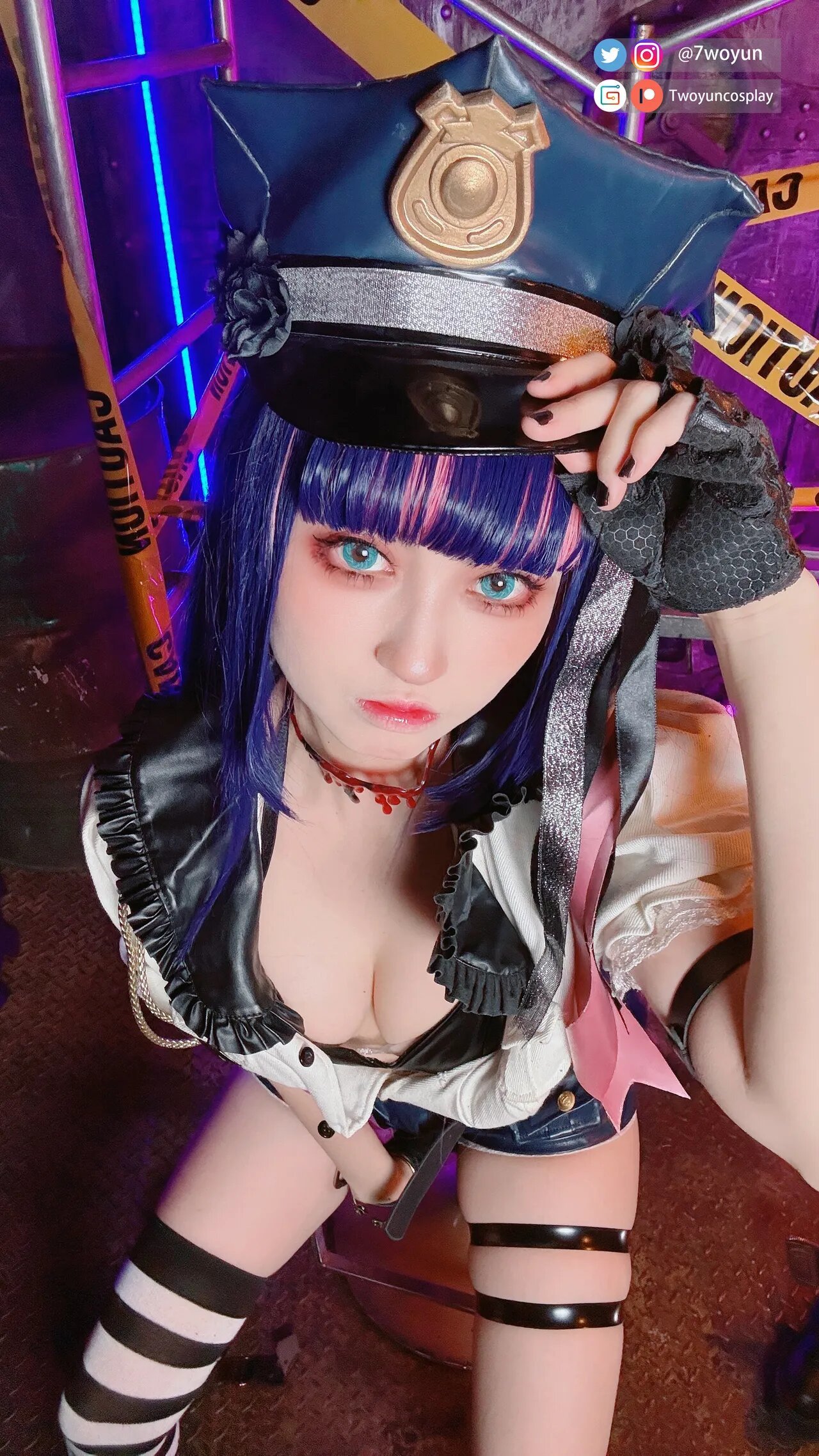 Twoyun - Officer Stocking
