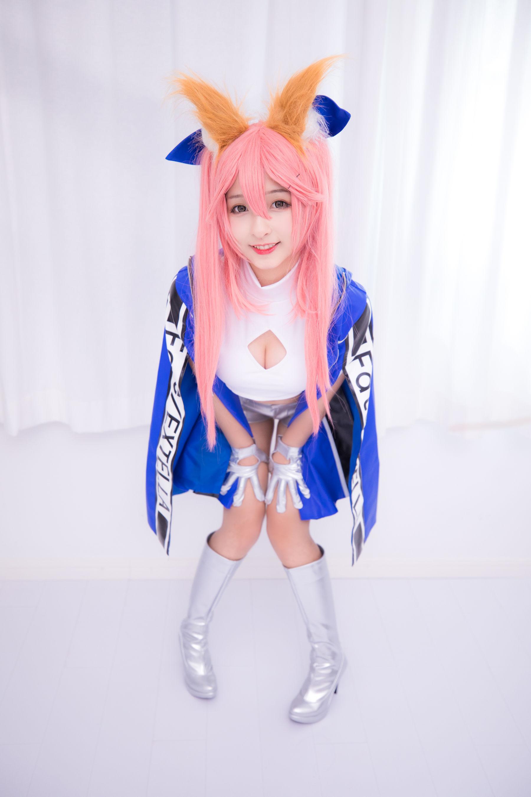 神楽坂真冬《目標はあなた、エンジン全開！！》 [萝莉COSPLAY] 写真集(9)