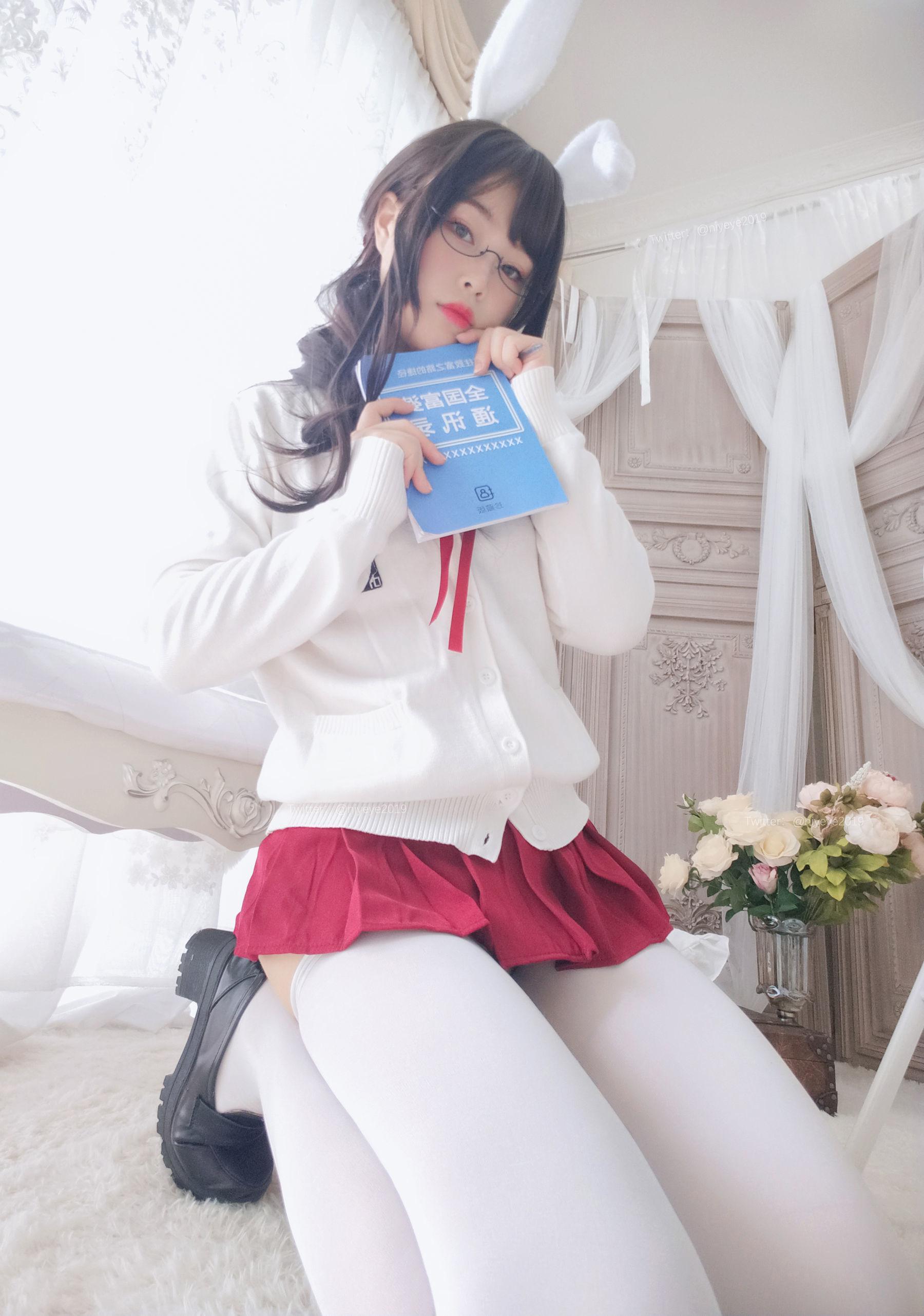 [网红COSER] 萌系小姐姐-白烨- – 发情期 写真集(15)