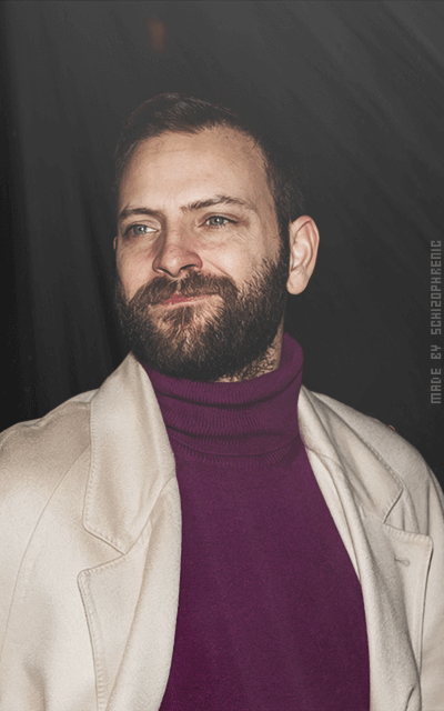 Alessandro Borghi 5mfeAr6x_o