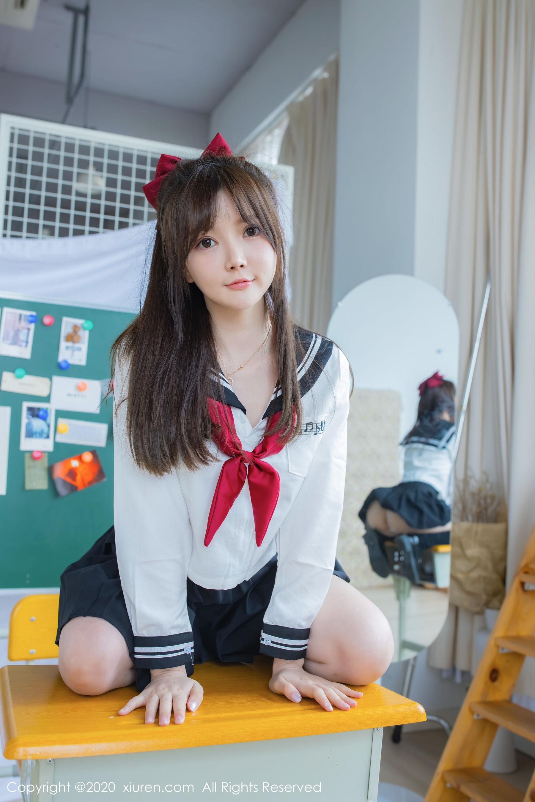 [秀人XiuRen] No.2193 糯美子Mini 《学生服主题》 写真集(9)