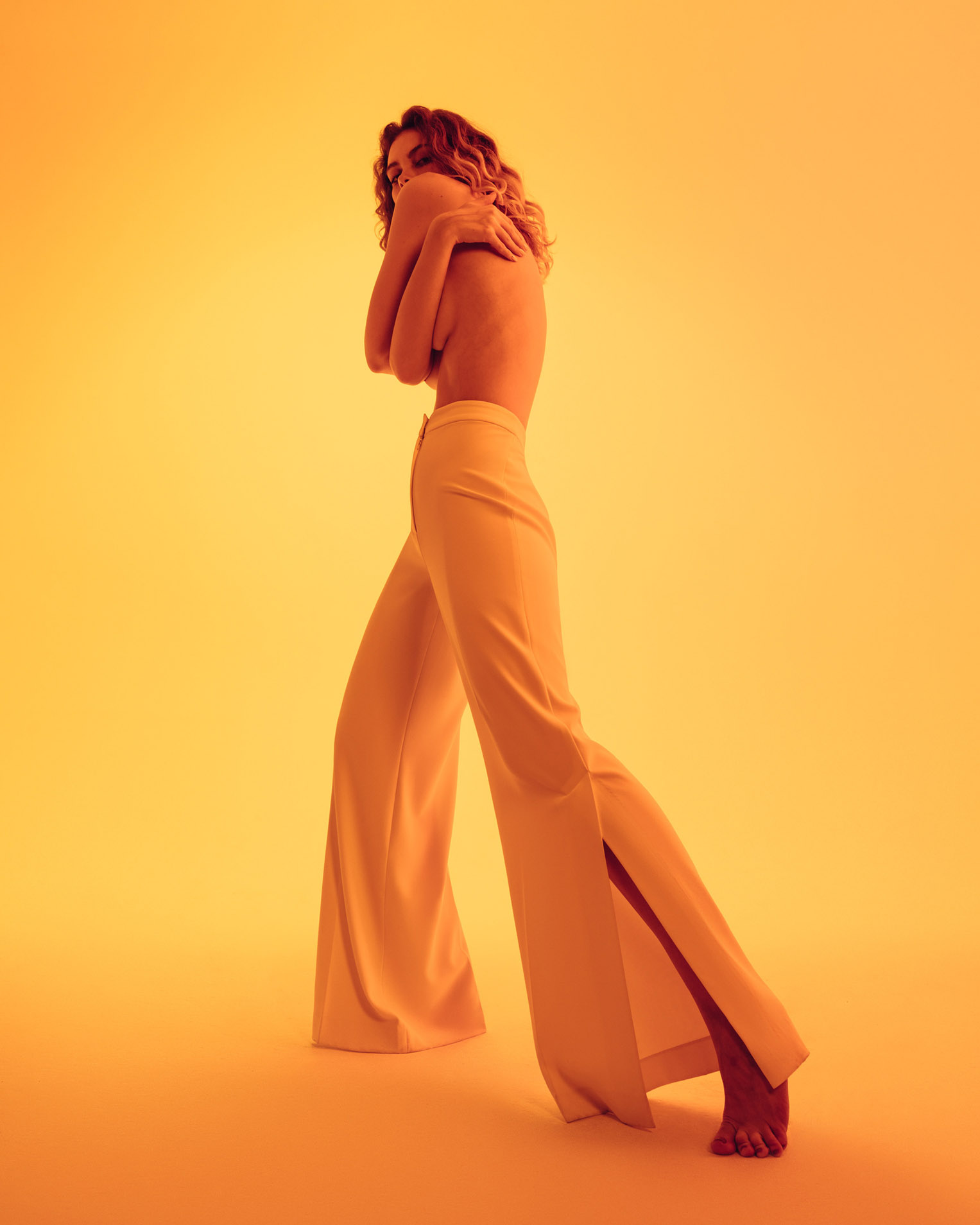 Елена Алексеева, фотограф Alex Sulzh / Красный, Желтый Elena Alexeeva by Alex Sulzh / Red-Yellow