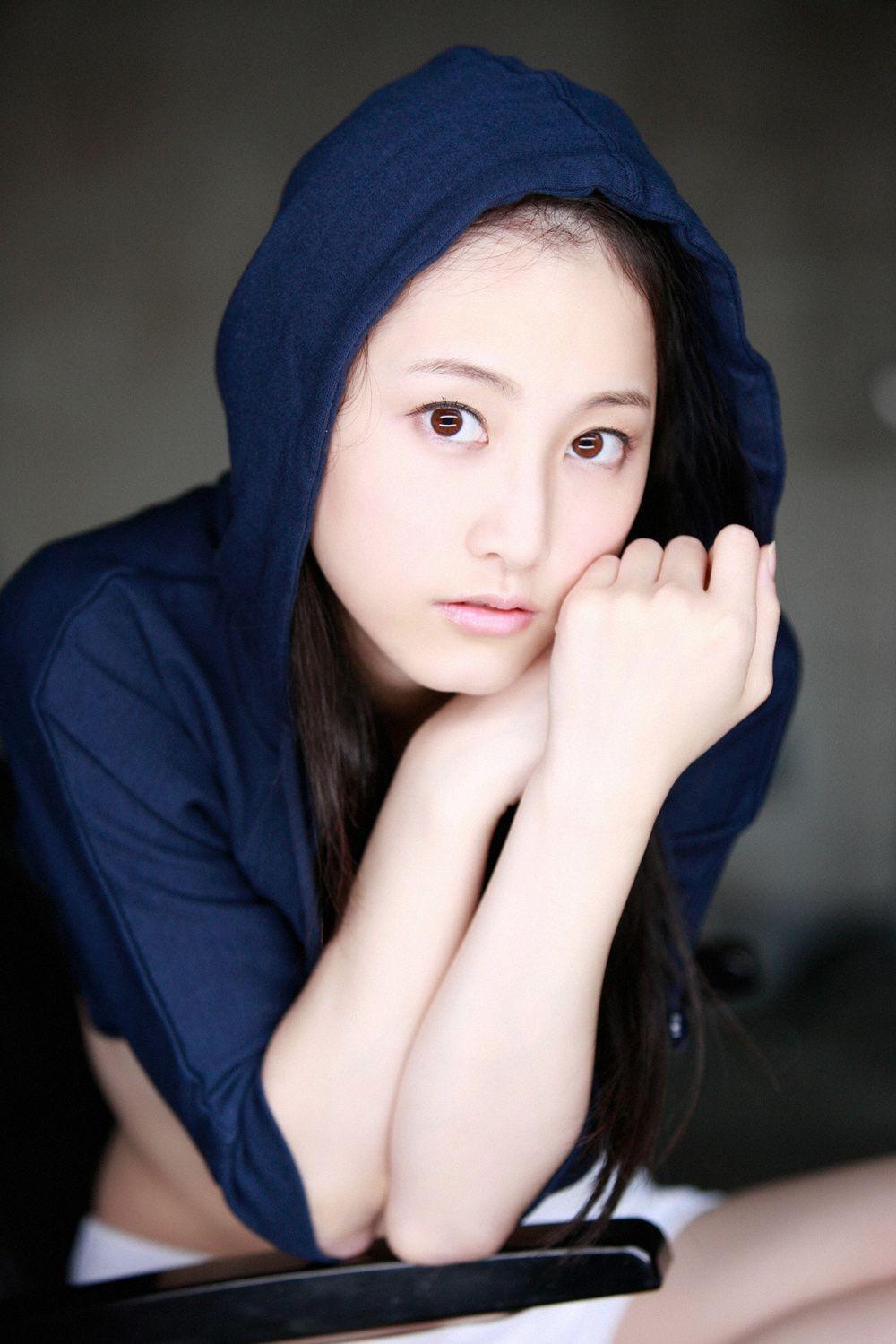 松井玲奈《Beauty Rena》写真集 [YS Web] Vol.421(46)