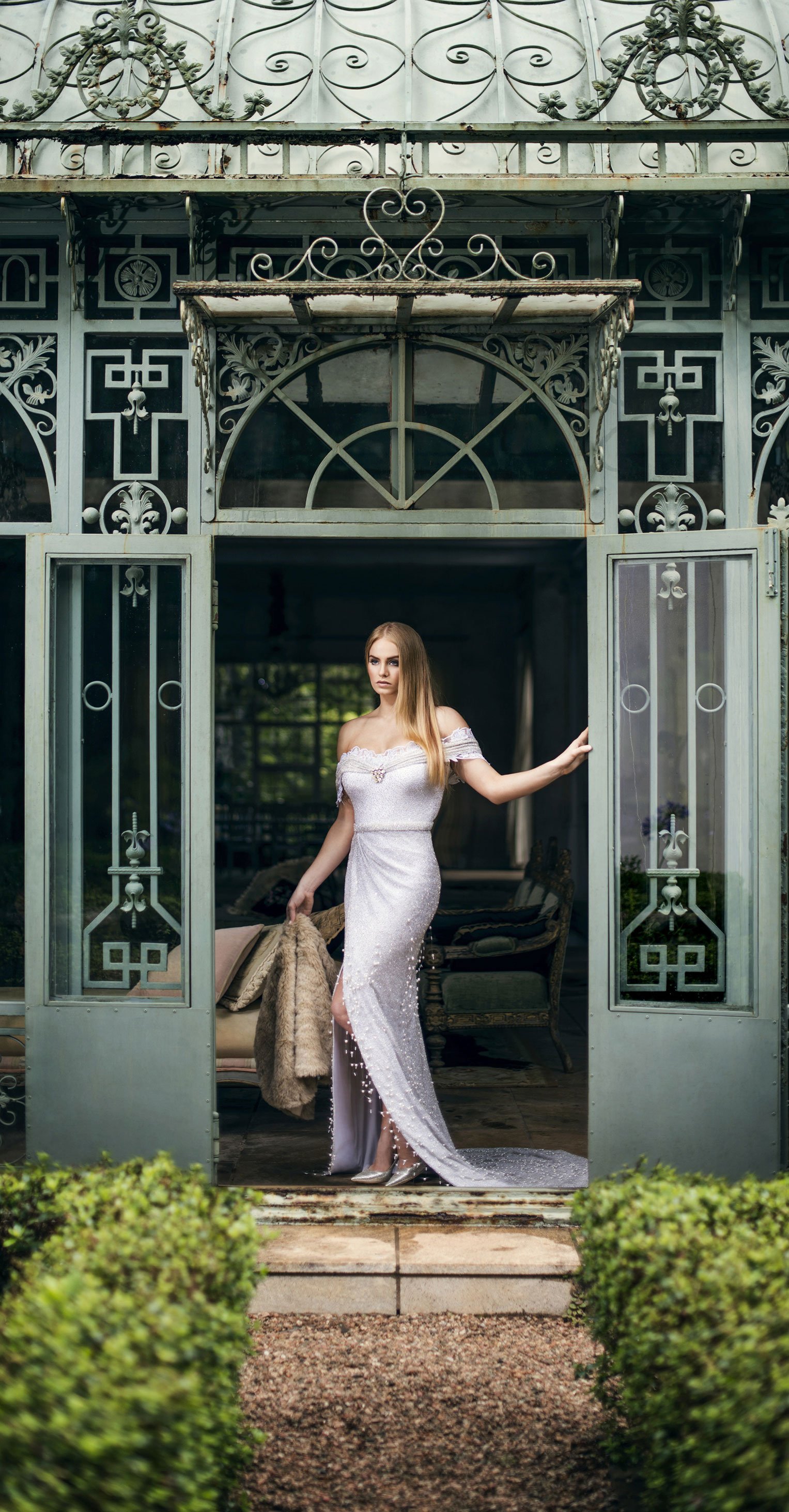 Большие ожидания / рекламная кампания авиаперевозчика United Charter Services Jade Hill by Ingrid Alice / Great Expectations