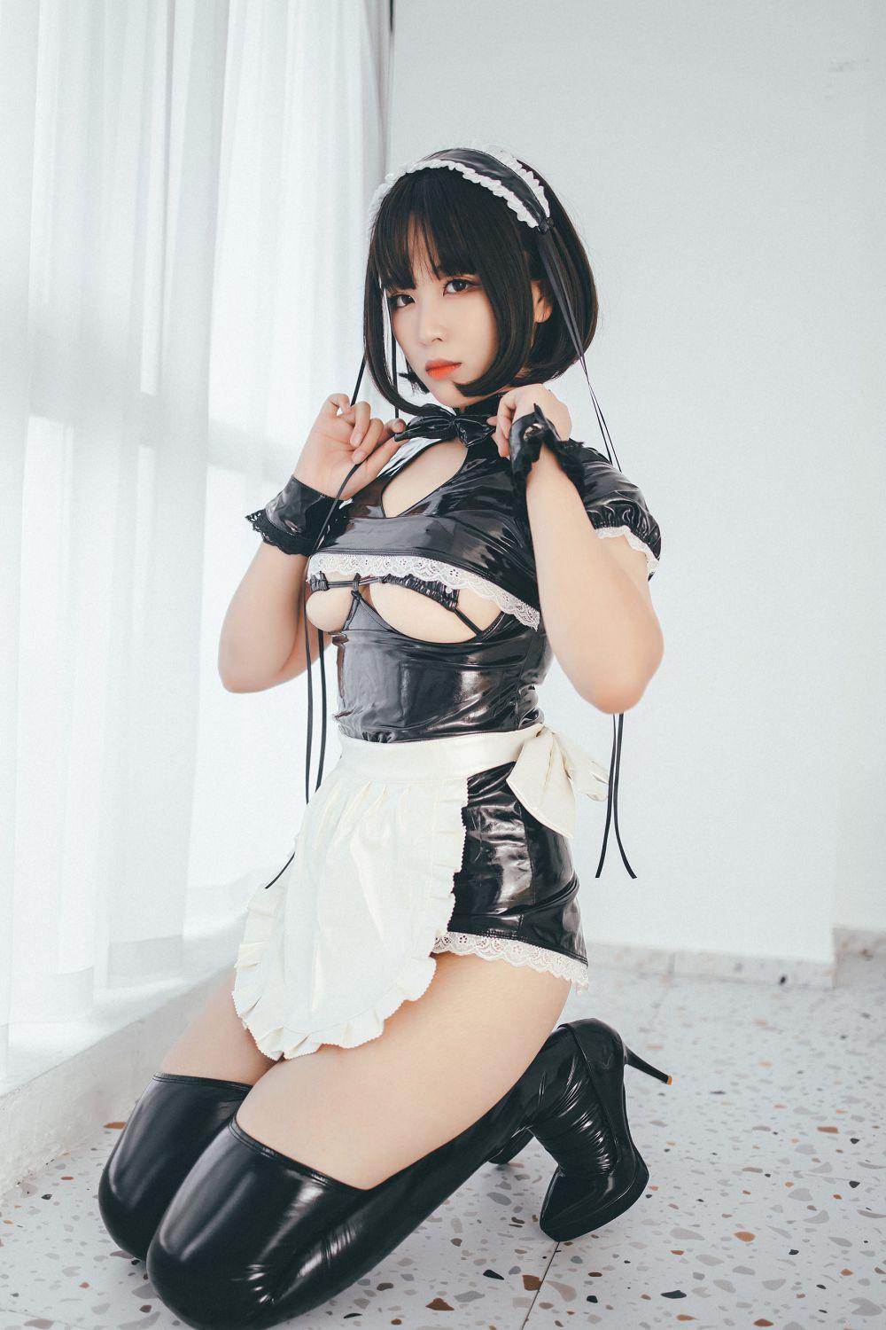 [福利女神cosplay] 轩萧学姐 - 南半球女仆(4)