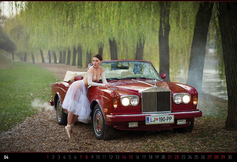 Девушки и ретро-автомобили в эротическом календаре Oldtimer 2018 Calendar - girls and retro cars Девушки и ретро-автомобили в эротическом календаре Oldtimer 2018 Calendar - girls and retro cars