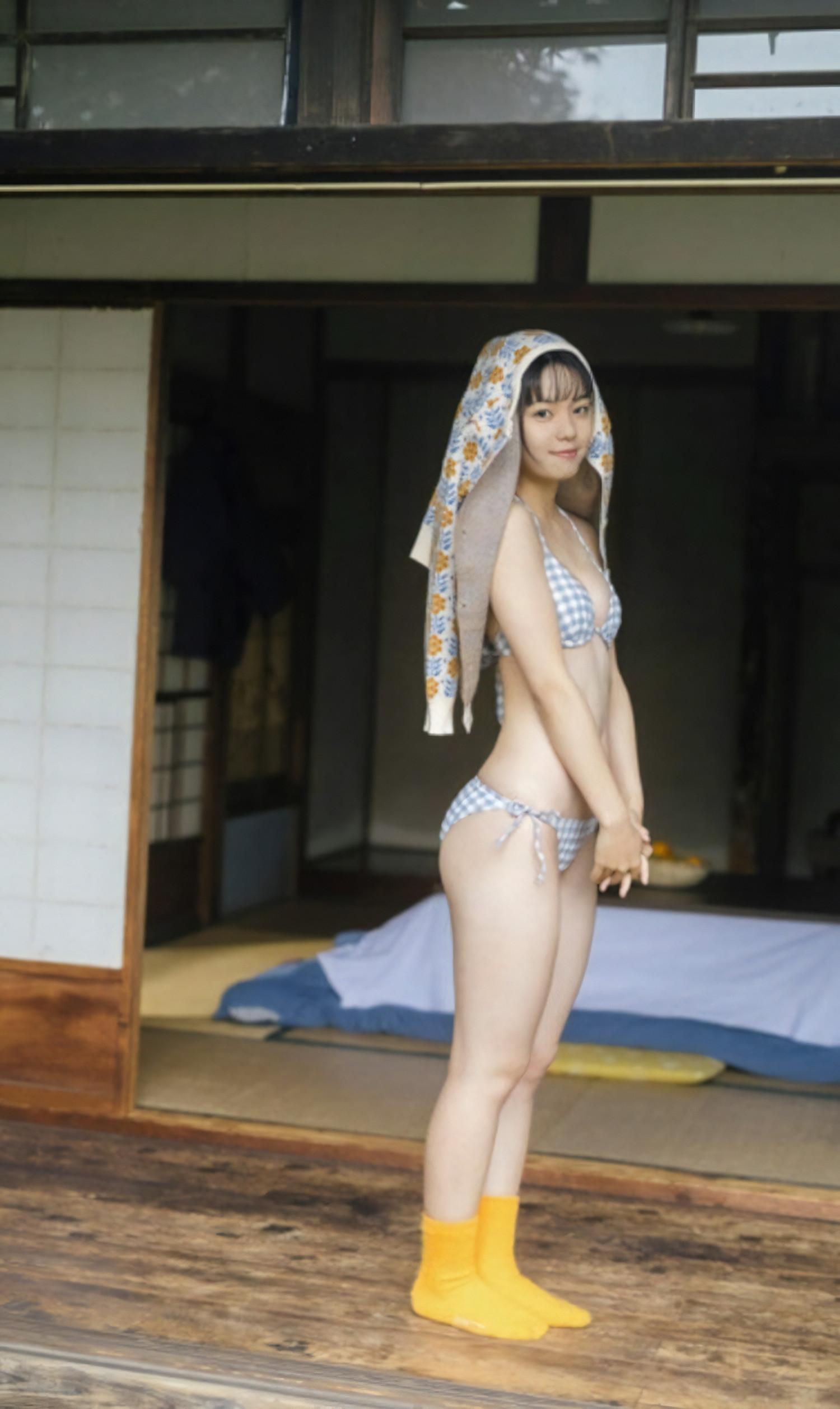 Kanon Matsushima 松島かのん, Weekly Playboy 2024 No.10 (週刊プレイボーイ 2024年10号)(11)