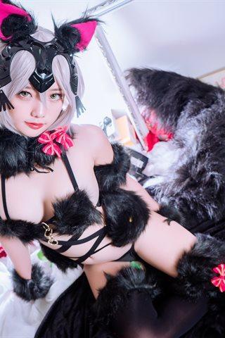 Messie Huang-Jeanne Alter Wolf