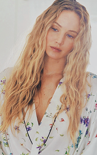 Jennifer Lawrence YmCpwM7F_o