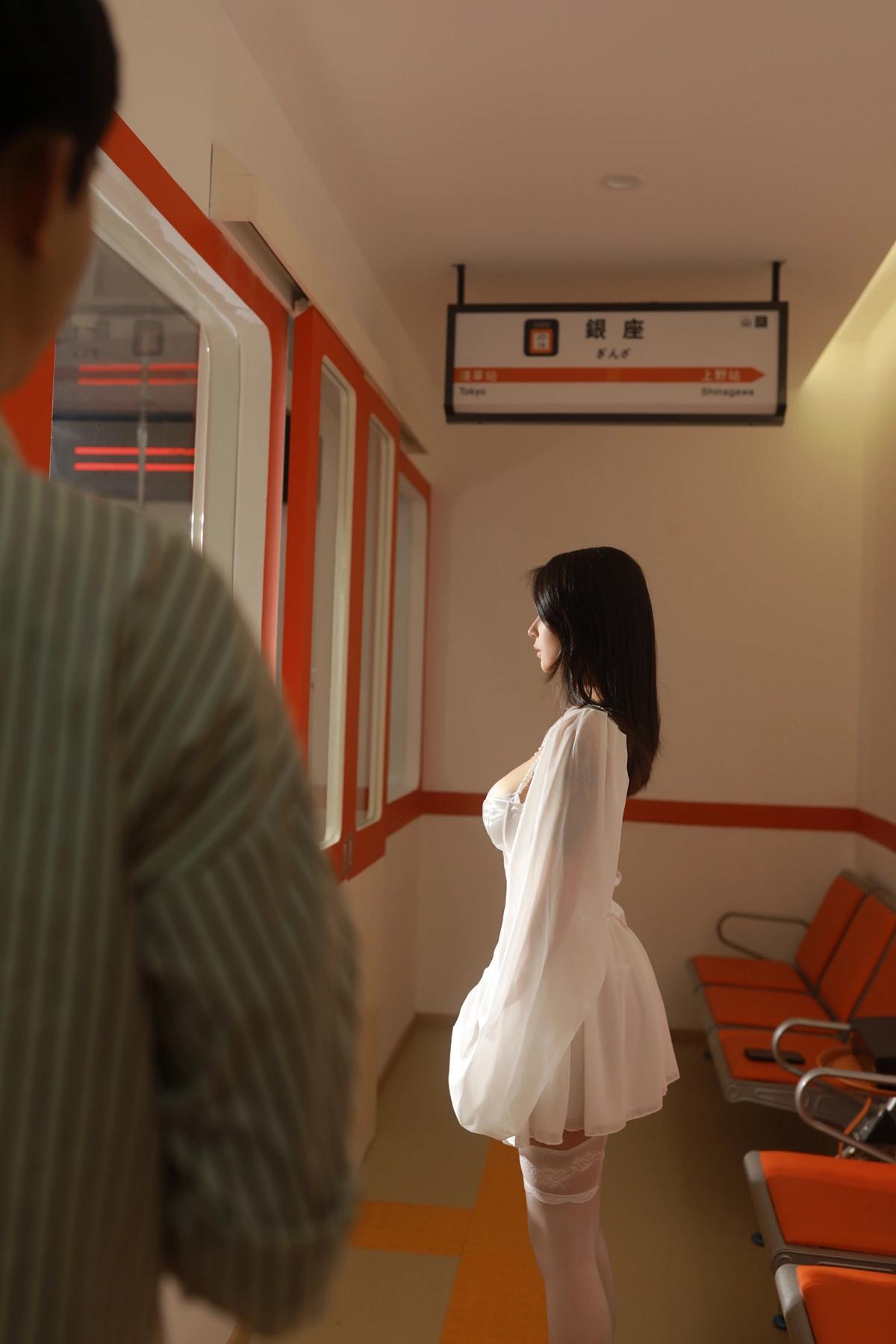 Cosplay 奈汐酱nice – 电车(2)