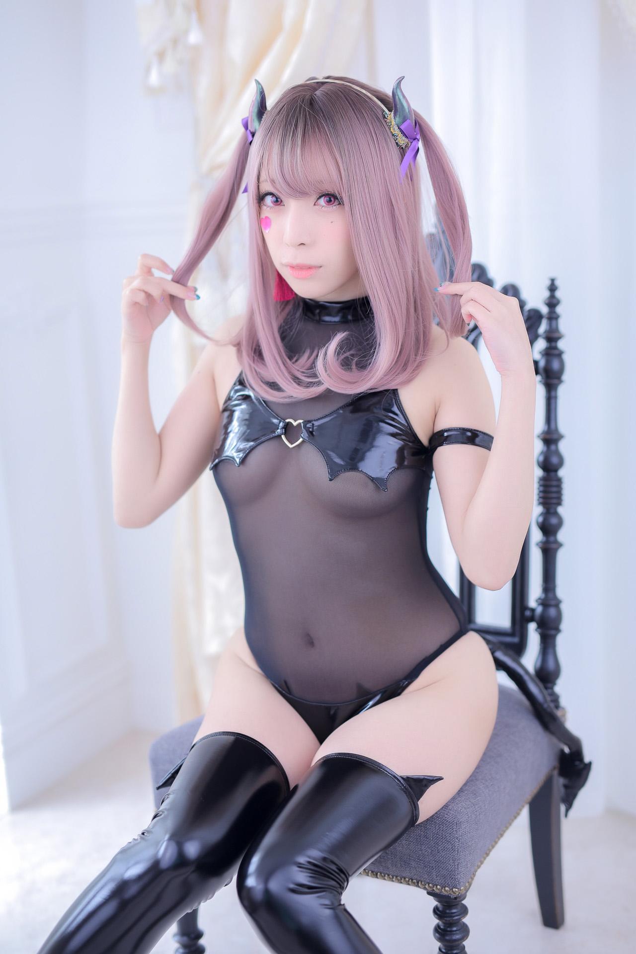Saki Miyamoto 宮本彩希, 写真集 魅惑の彩希ゅばす Set.02(32)