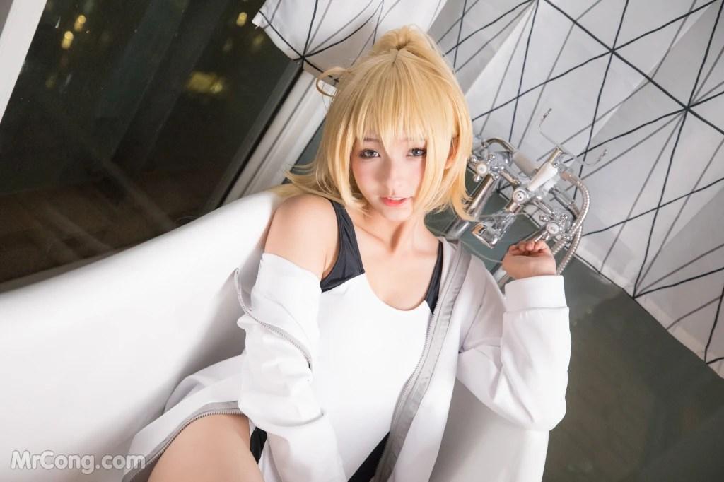 Coser@神楽坂真冬 Vol.036: 电子相册-白贞德《Swimingthedrea》(150 photos)(138)