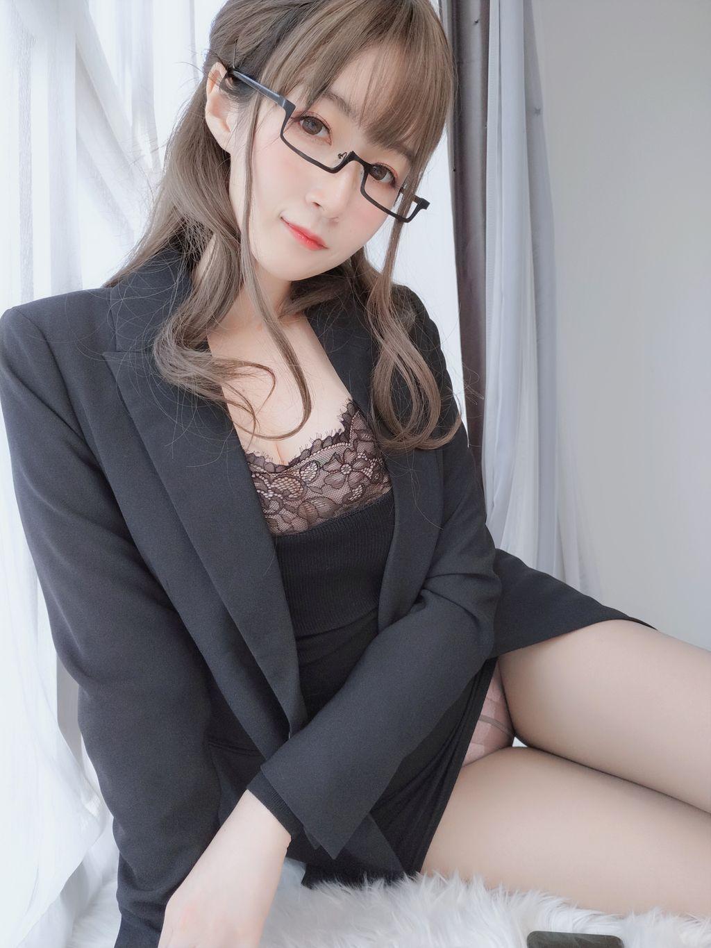 Coser @ 白银 81: 黑 西服 (136 photos)(103)