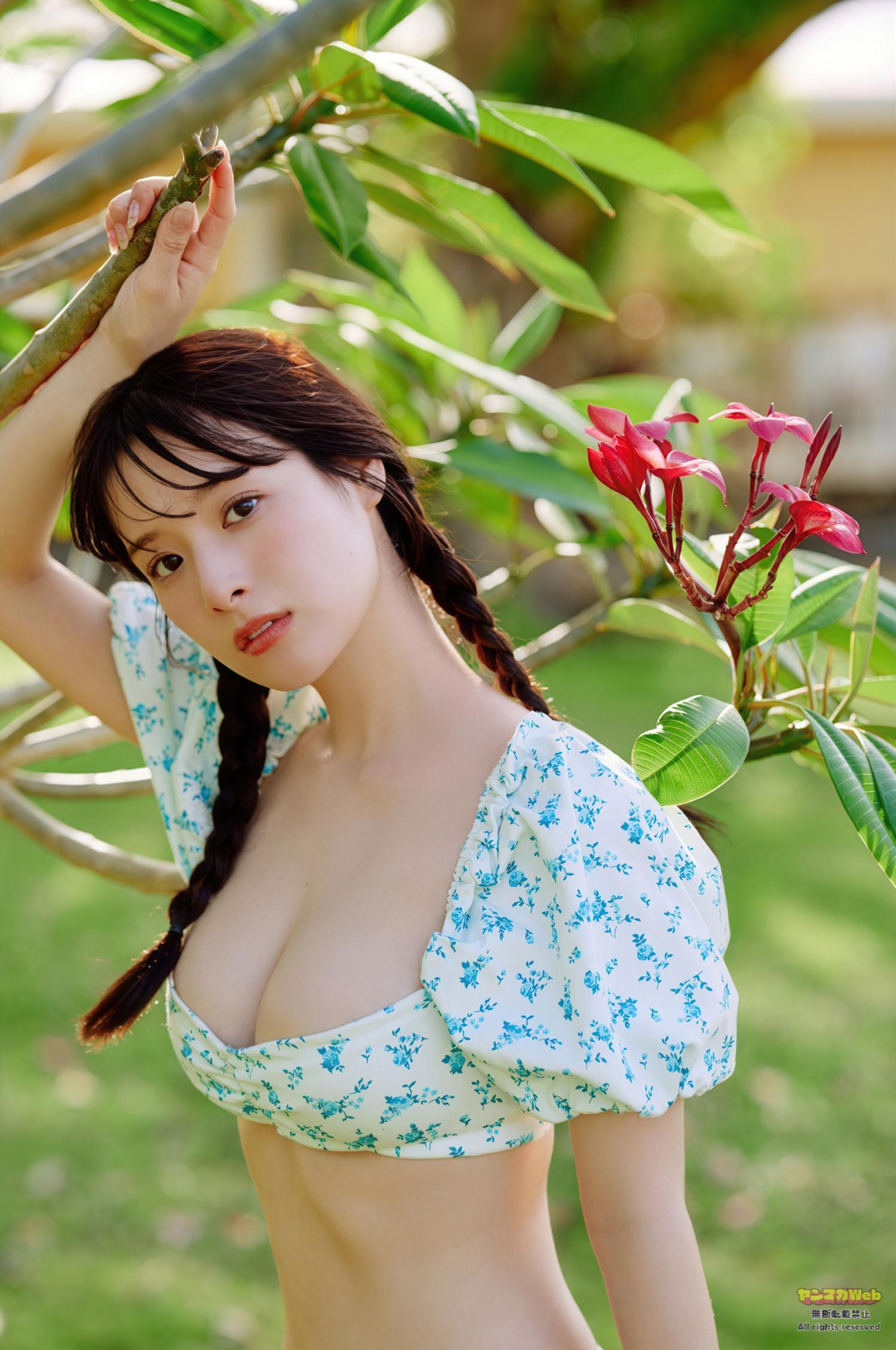 Kurea Hazuki 葉月くれあ, Young Magazine 2025 No.31 (ヤングマガジン 2025年31号)(14)