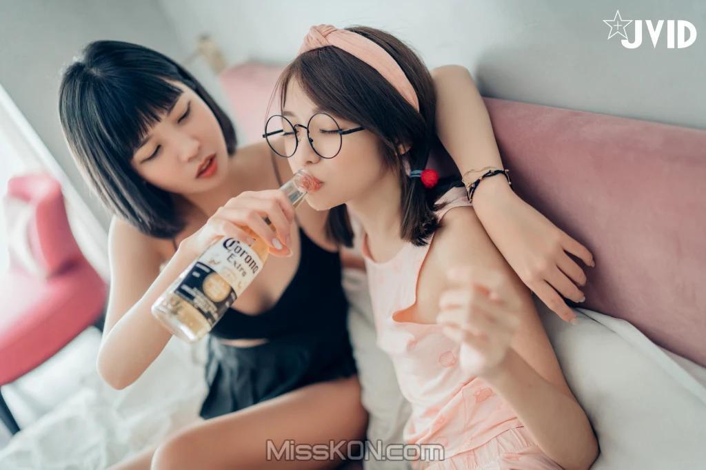 [JVID] 果宝宝 & 妍妍: 姐妹の体液 (197 photos )(127)