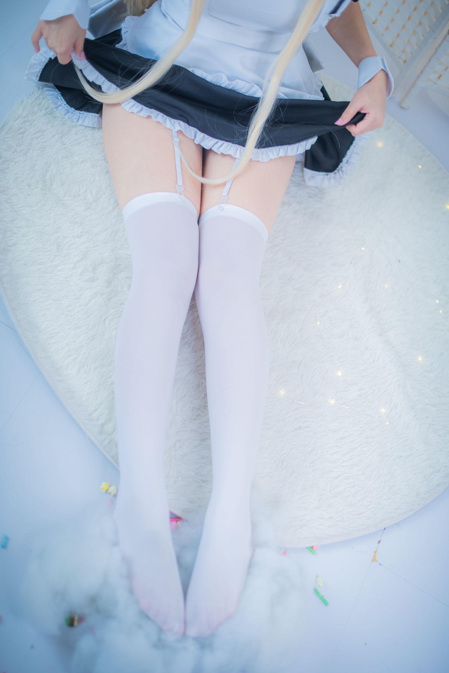 [Cosplay] 人气Coser二佐Nisa – 穹妹女仆(17)