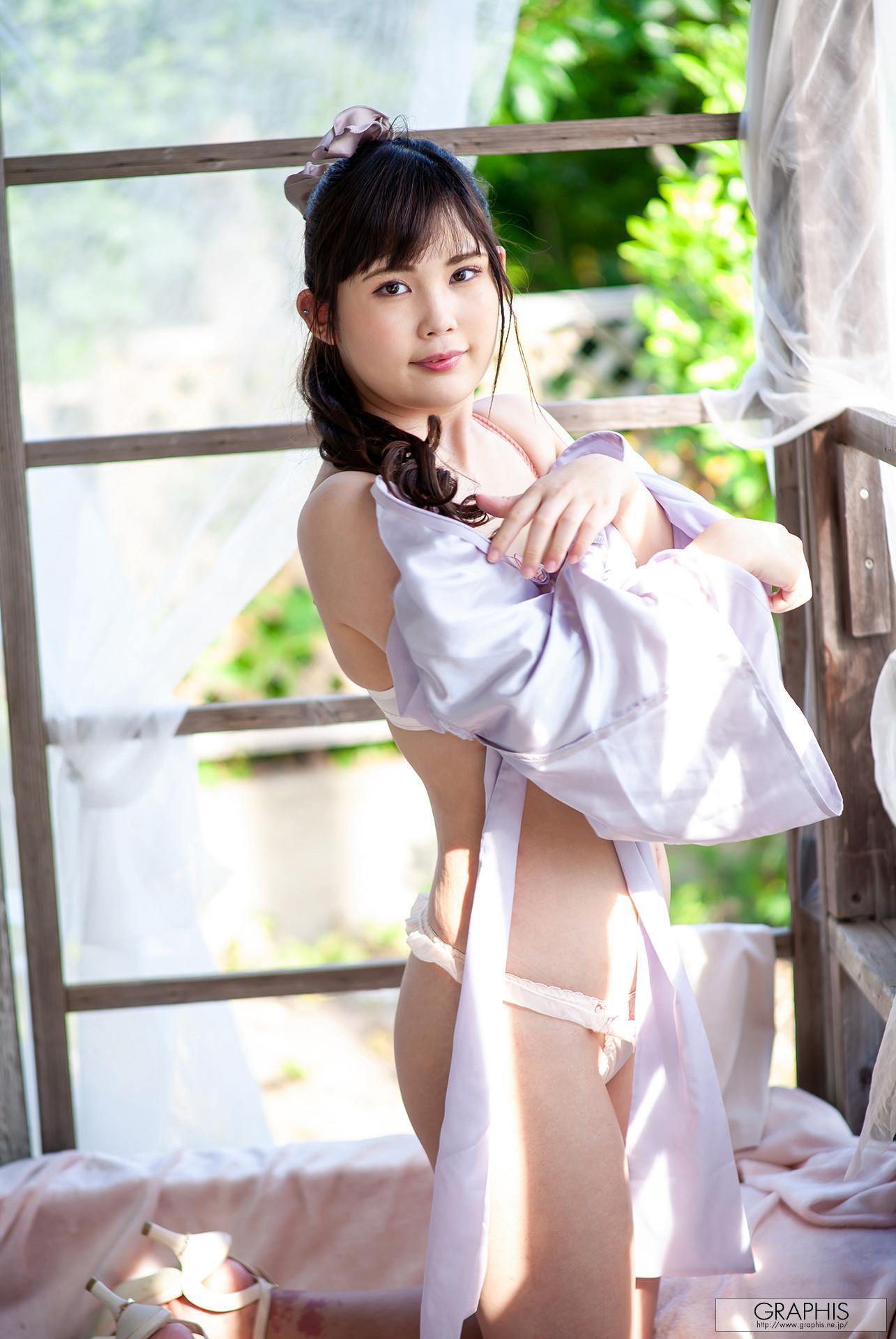 Hikari Tsukino 月野星, [Graphis] First Gravure Vol.05(22)