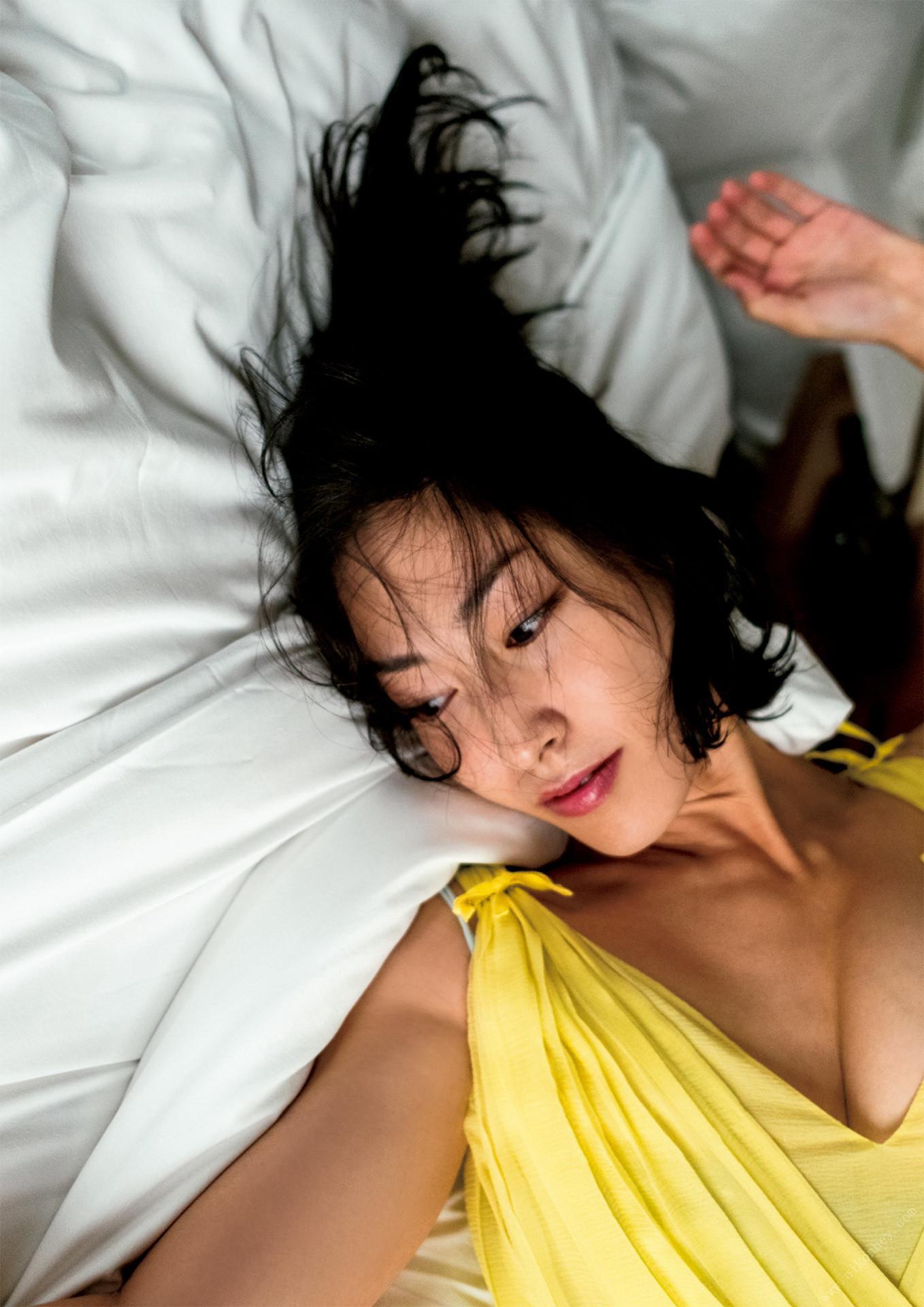 Hiroko Sato 佐藤寛子, FLASHデジタル写真集Q 「1262」 Set.03(8)