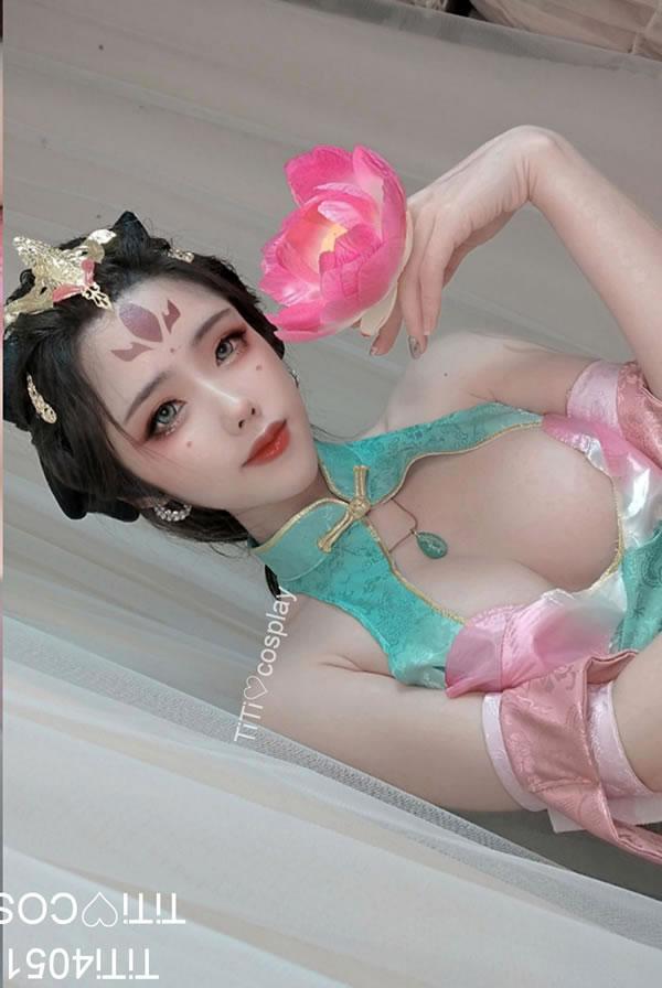 高质量Coser @TiTi 私拍视图合集2(16)