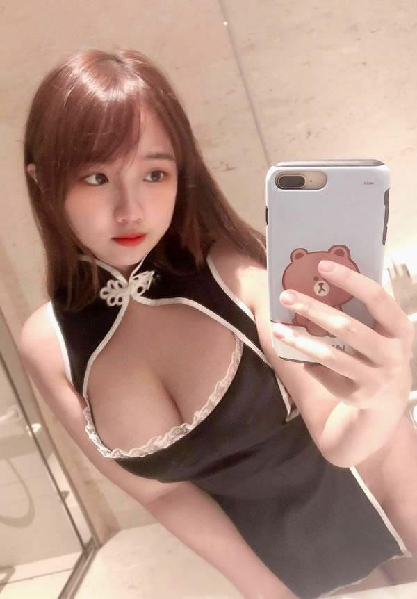 丰满的圆脸肉肉小美女私拍大胆图集2(22)